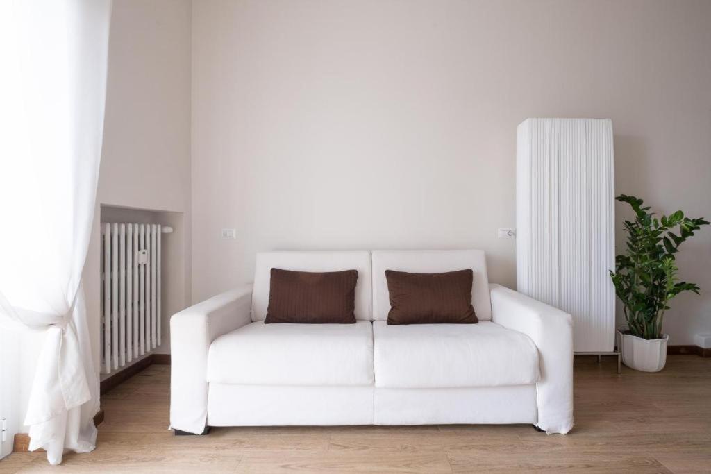 Cute And Cozy Apartment Train Station Bergamo Bagian luar foto